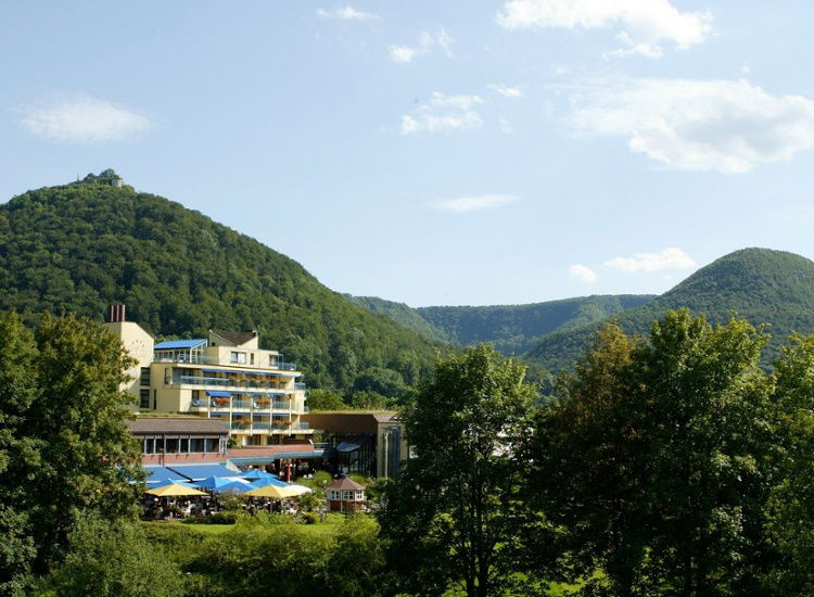 Schwäbische Alb entdecken: Naturerlebnis und Erholung in Bad Urach