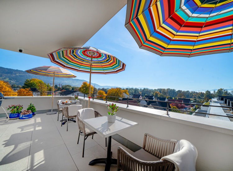 Stilvolle Apartments in Lindau mit Blick auf Berge und Bodensee