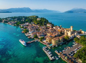 Rundreise Suedtirol u Gardasee shutterstock Rundreise Suedtirol u Gardasee shutterstock