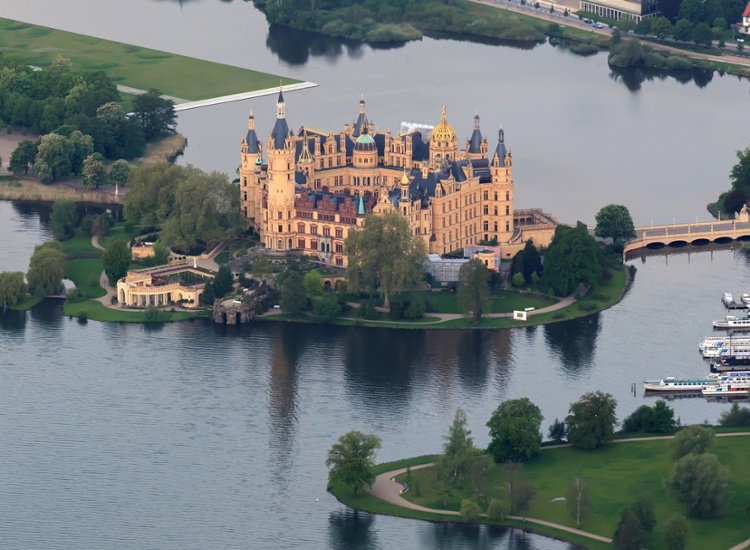 Schwerin entdecken: Kultur, Natur und Genuss vereint