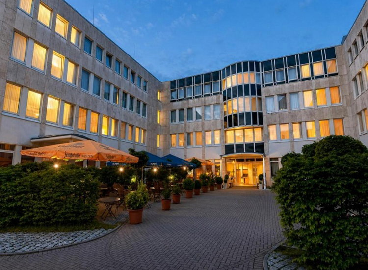 Sunday Hotel Frankfurt Airport