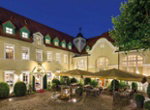 Engelsburg Innenhof dunkel