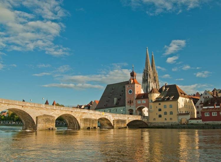 Regensburg - UNESCO Weltkulturerbe und eine Perle der Romantischen Straße