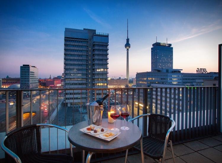 2020 Holiday Inn Berlin Centre Alexanderplatz