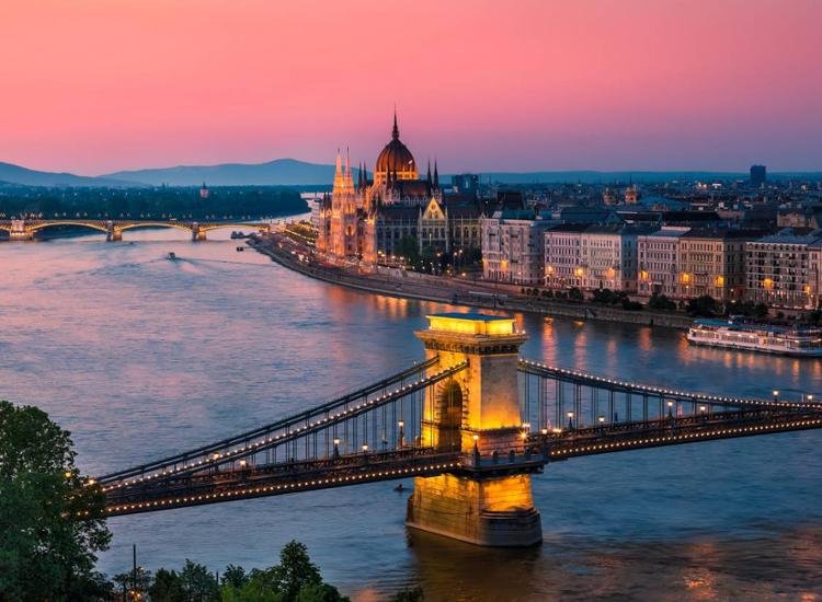 Städtereise nach Budapest: Komfortables 4* Hotel in Top-Lage 