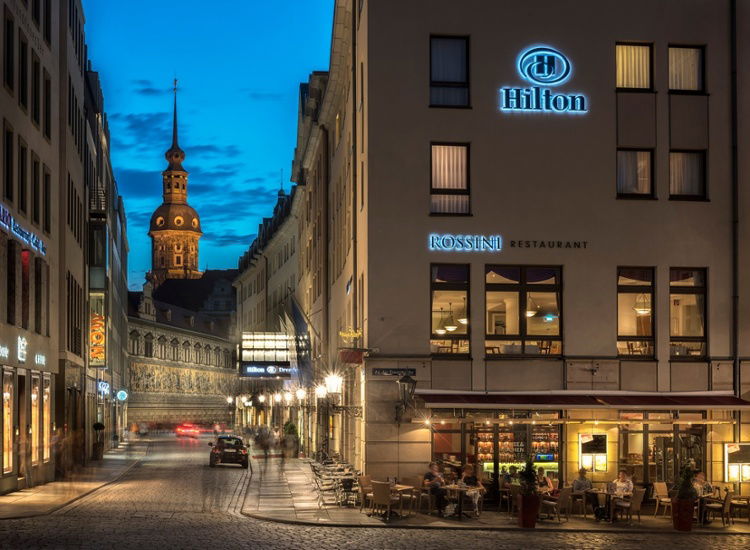 Luxuriöses Hilton Hotel direkt an der Frauenkirche in Dresden