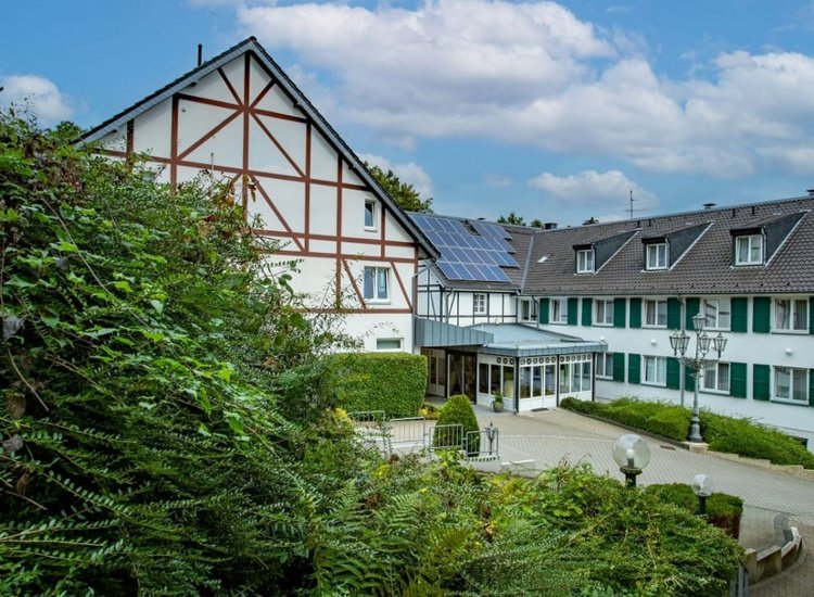 AKTIONSPREIS: Bergische Gemütlichkeit im First-Class Hotel