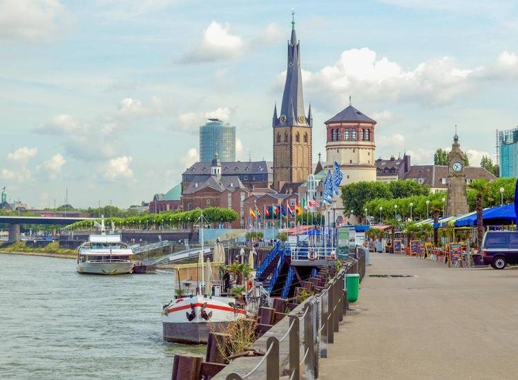 Düsseldorf am Rhein