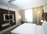 Pure White Hotel Prag 2024 bedroom