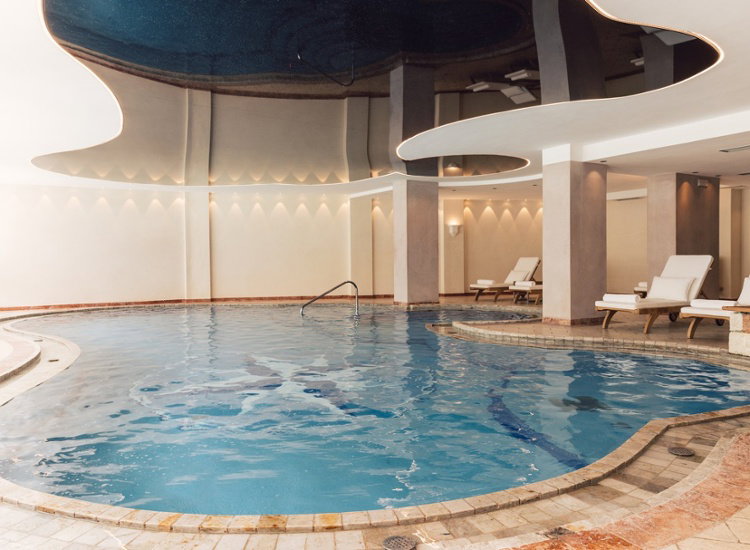 JETZT ALS GUTSCHEIN: Landhausidylle mit Panoramablick und Wellness