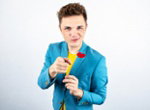 kevinneon anzug Quer