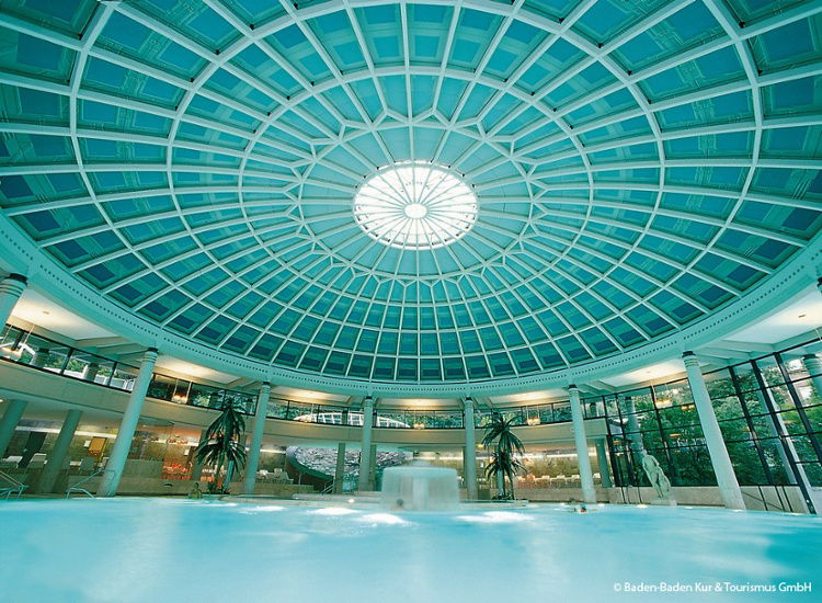 Baden-Baden inkl. Therme  - Suite-Urlaub im Herzen des Schwarzwaldes 