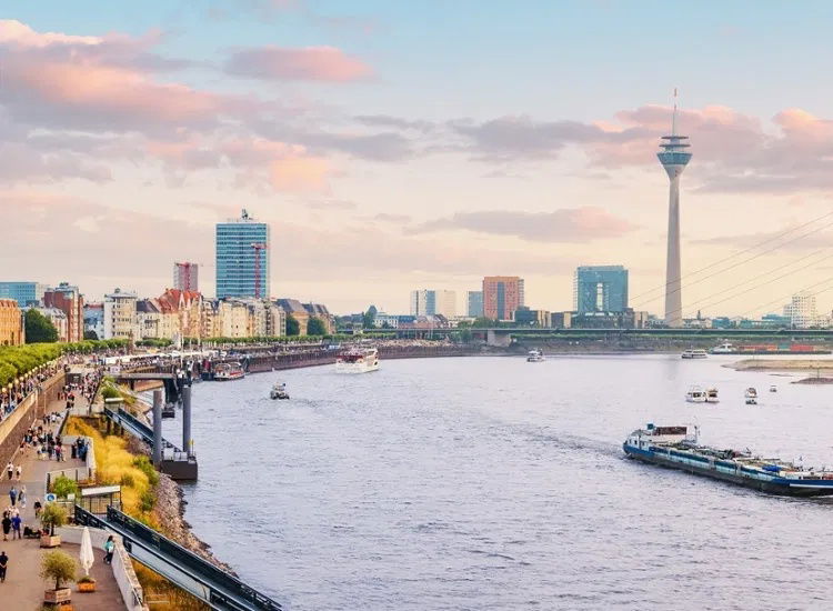 SPECIAL: Städtetrip mit Wohlfühlfaktor - Düsseldorf im modernen Top-Hotel