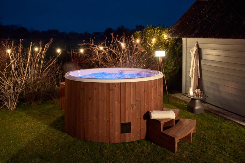 Hot Tub Abends 10051211 LPR